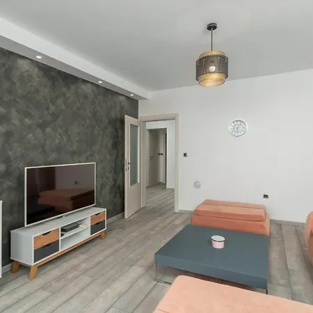 Apartment Blue G&g